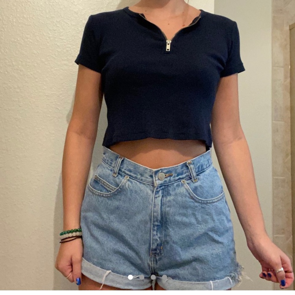 Brandy Melville zip up crop top